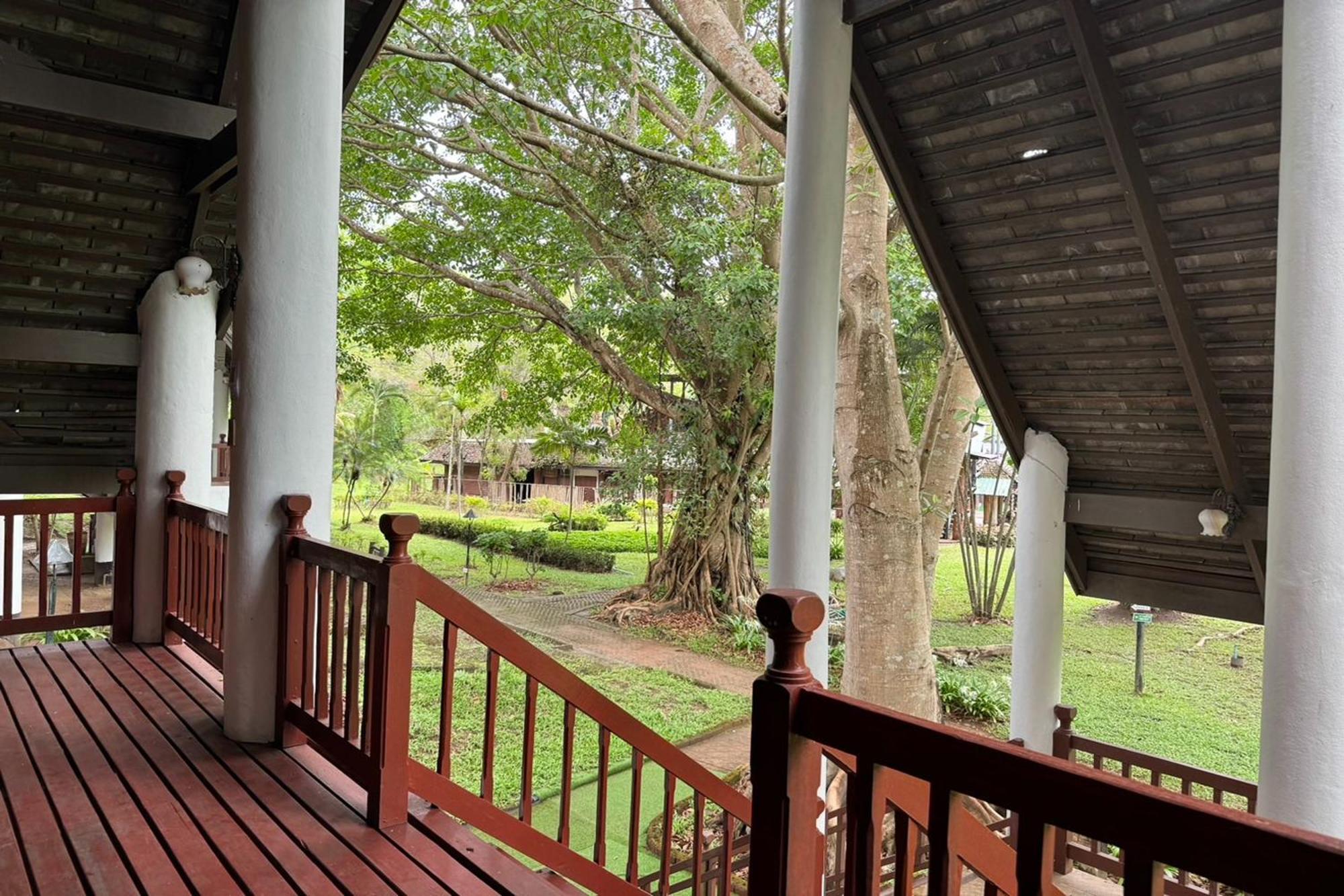 Royal Ping Garden And Resort Mae Taeng Exterior photo