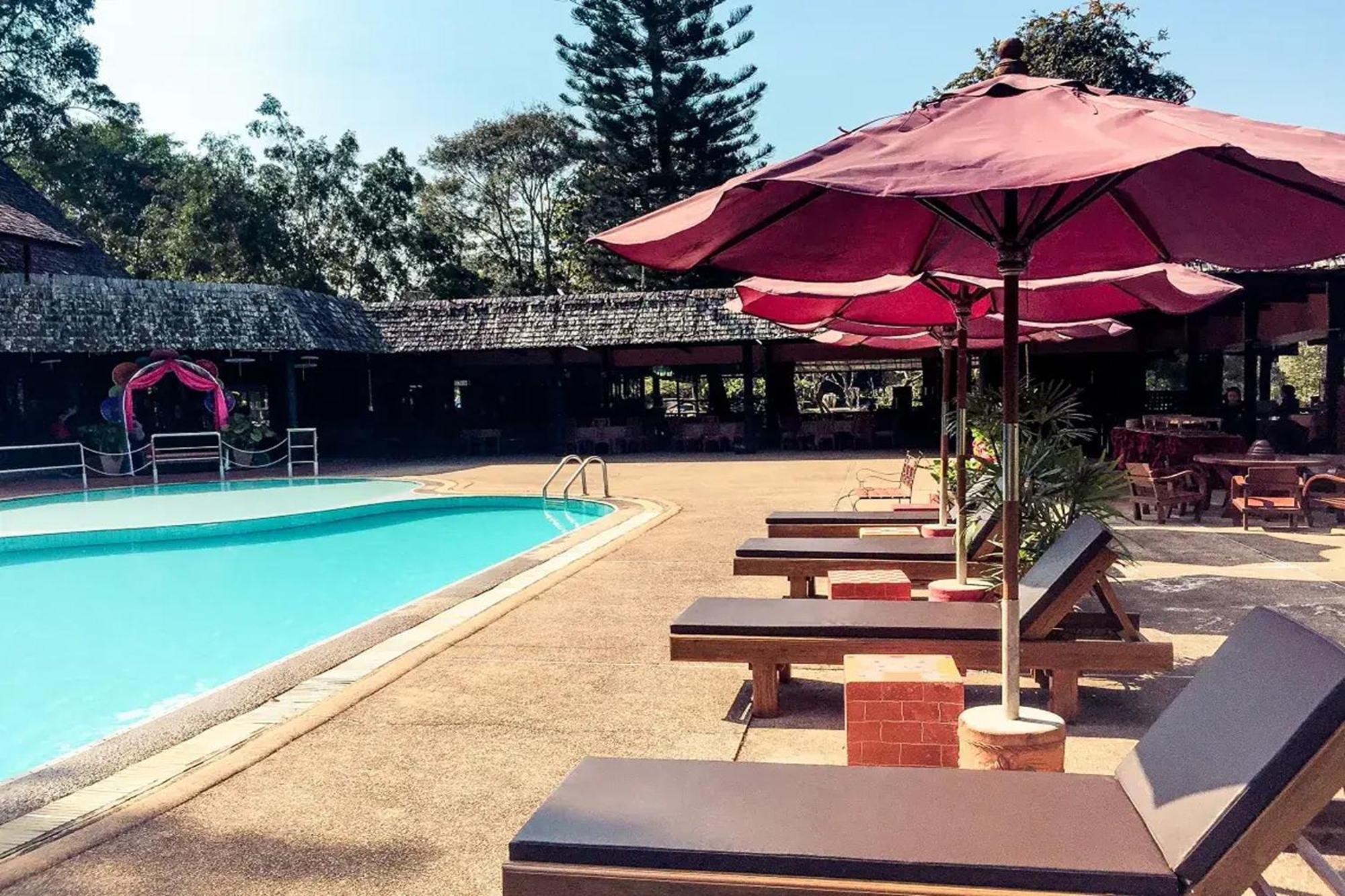 Royal Ping Garden And Resort Mae Taeng Exterior photo
